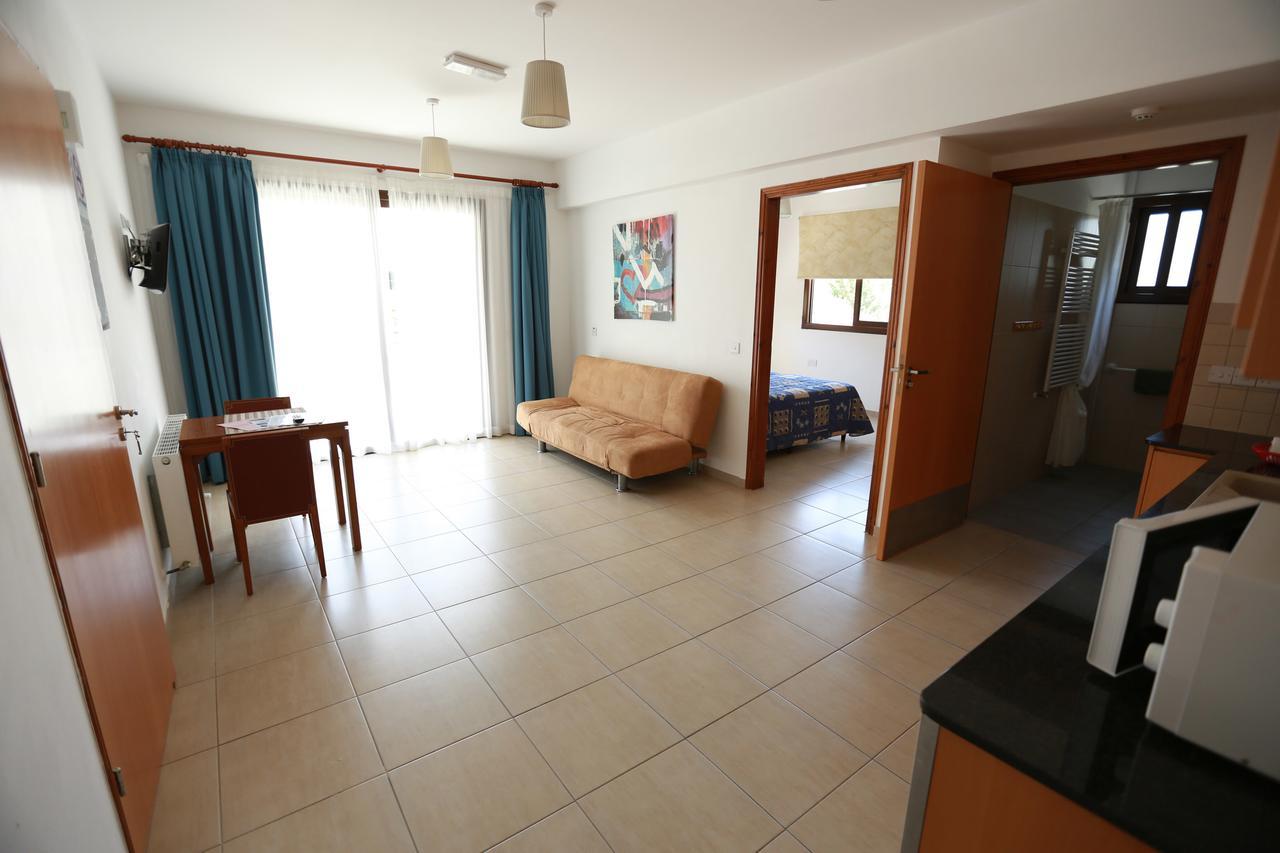 C & A Hotel Apartments Polis Extérieur photo